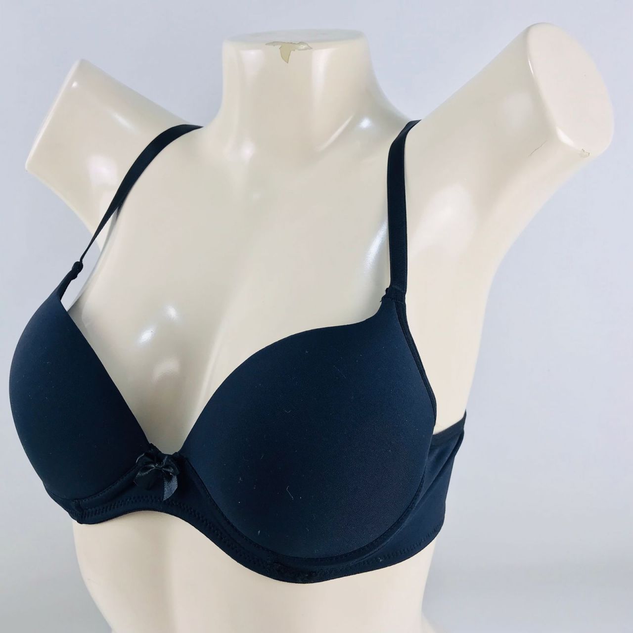 Sutia Básico De Microfibra Com Corpo E Alca Fininhas