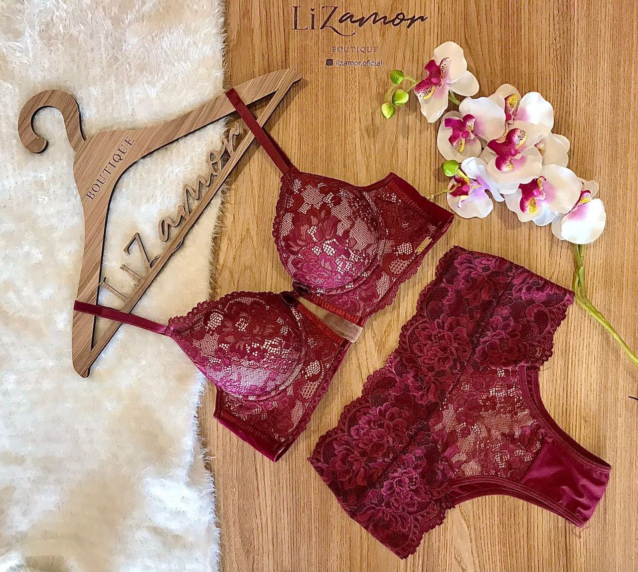 Fabricação Lizamor - Conjunto “Espuma” Com Tule Invisível E Calcinha
