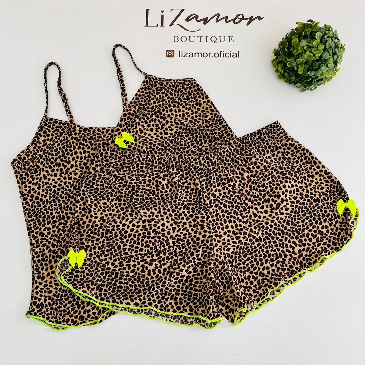 Baby Doll em Liganete com decote em V