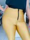 Calça Montaria com zíper. Fabricado por Lizamor, Calça Montaria Cirrè com zíper no cós e bolsinhos traseiros
