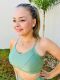 Liz fit. Top Fitness Cirrè modelo de bojo fixo, alças finas e cós duplo estruturado