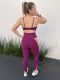 Liz fit. Calça legging com recortes V em composê