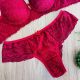 Plus Size. Conjunto de Soutien rendado com bojo e corpo reforçado. Fio dental asa delta rendado.