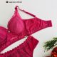 Plus Size. Conjunto de Soutien rendado com alça trabalhada. Fio dental alto de tule.