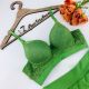 Fabricado por Lizamor. Conjunto de Soutien rendado com base de elástico. Acompanha fio dental rendado estilo borboleta.
