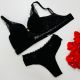 Plus Size. Conjunto de Soutien rendado com alça trabalhada. Fio dental alto de tule.