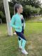Liz Fit. Jaqueta Bomber Feminina. Modelo com bolsos e abertura total em zíper