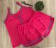 Baby doll de meia malha com alças finas e delicadas estilo americano. Short curto.